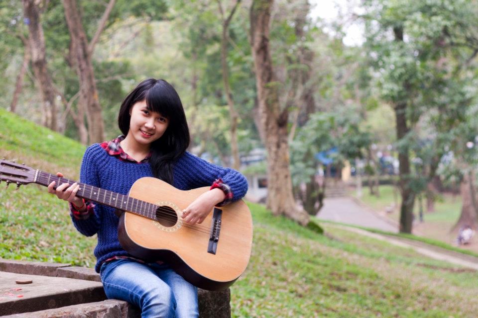 Liên hệ Gia sư đàn Guitar tại nhà HCM